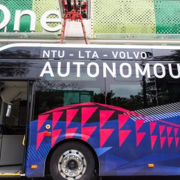 Volvo‘s first driverless electric bus begins trial in Singapore